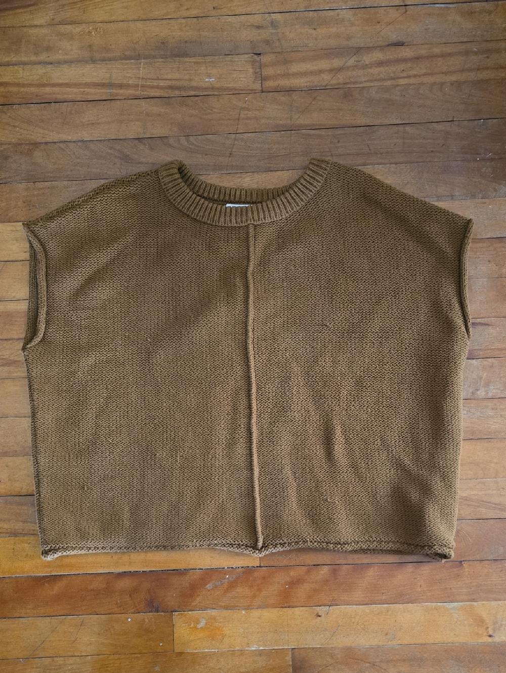 Universal Thread Brown Crewneck Knit Vest with Center Seam